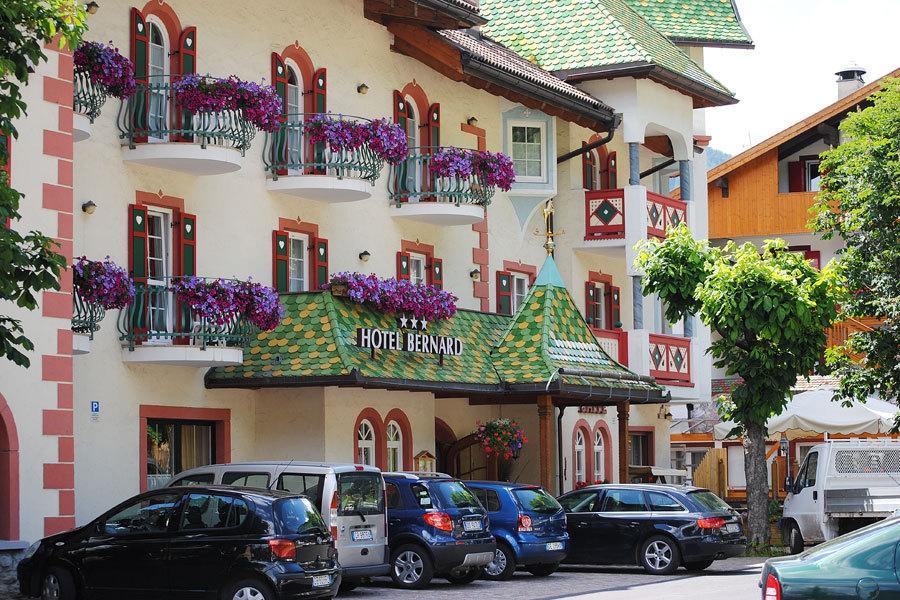 Albergo Bernard Canazei Exterior photo